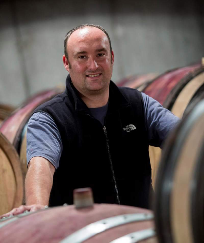 מקסים גראיו בעת עבודתו ביקב